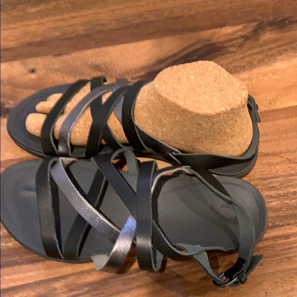 Olukai Awe Awe leather sandals - Picture 4 of 6